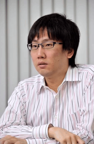片山晃が講演している様子